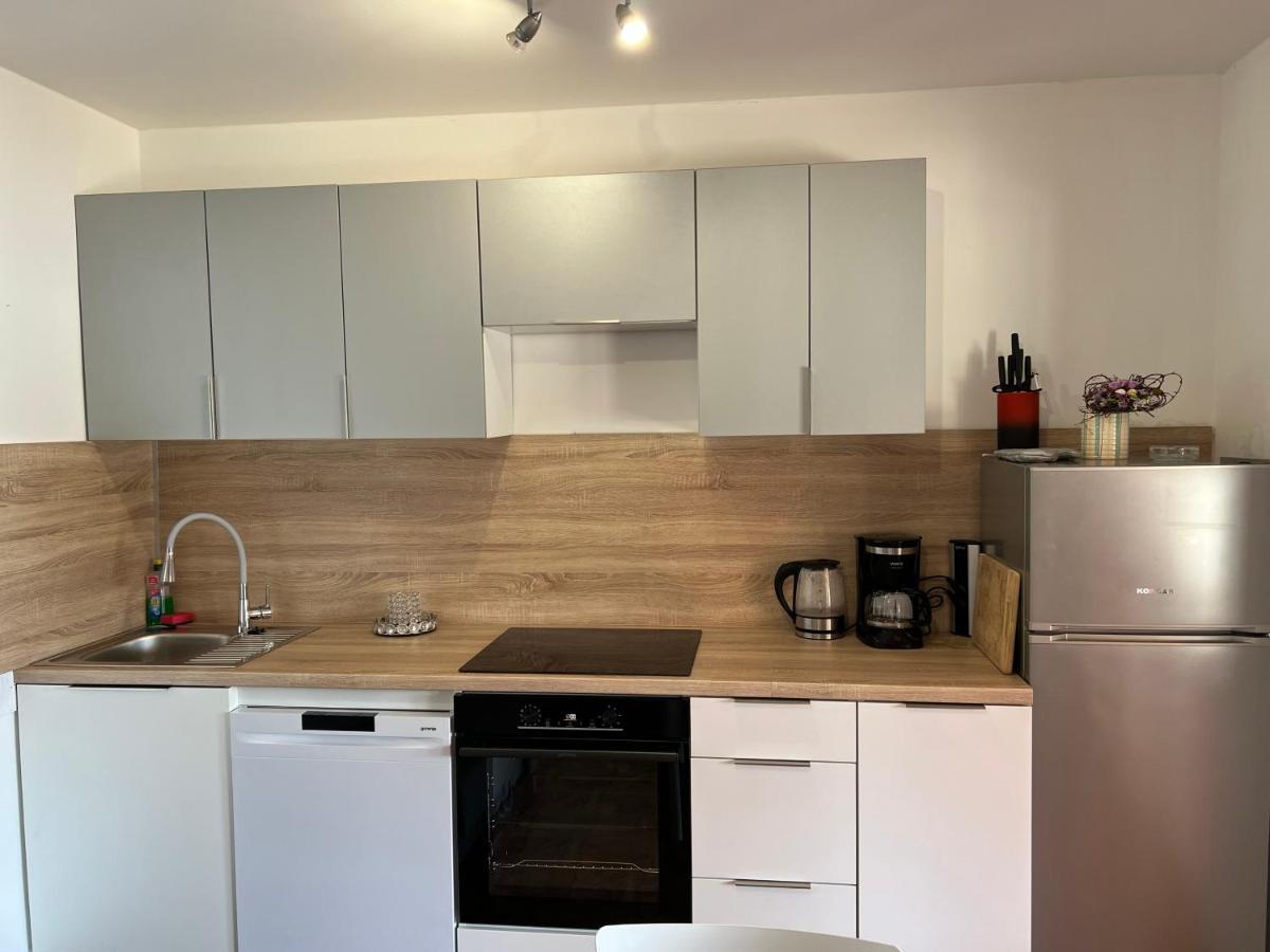 Apartments Zala Matusan 苏佩塔斯卡德拉加 外观 照片