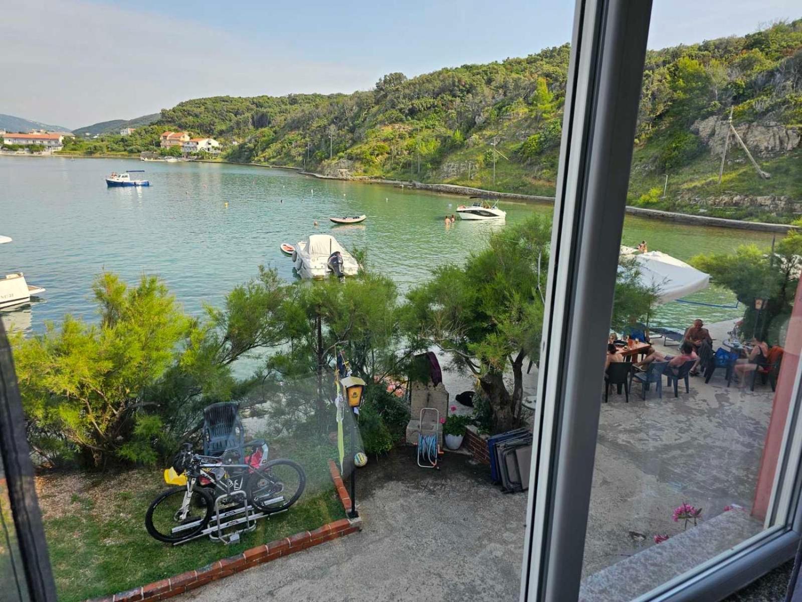 Apartments Zala Matusan 苏佩塔斯卡德拉加 外观 照片