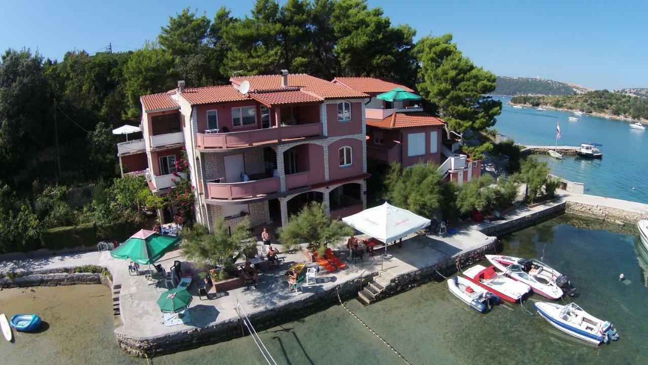Apartments Zala Matusan 苏佩塔斯卡德拉加 外观 照片